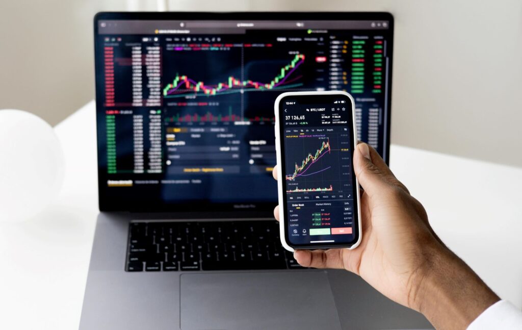 Renda Variável ou renda fixa - investimentos.